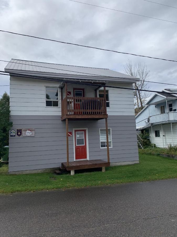 La Cabane Chez Jimmy Petit-Saguenay 외부 사진